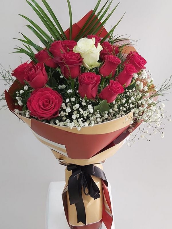 Erzurum Çiçekçi - 15 Güllü