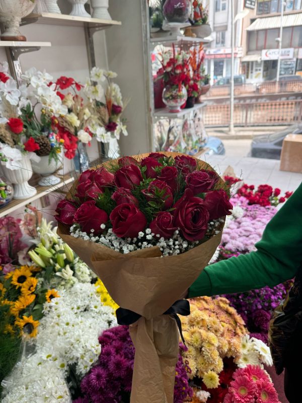  Erzurum Çiçek Siparişi - 20 Güllü 