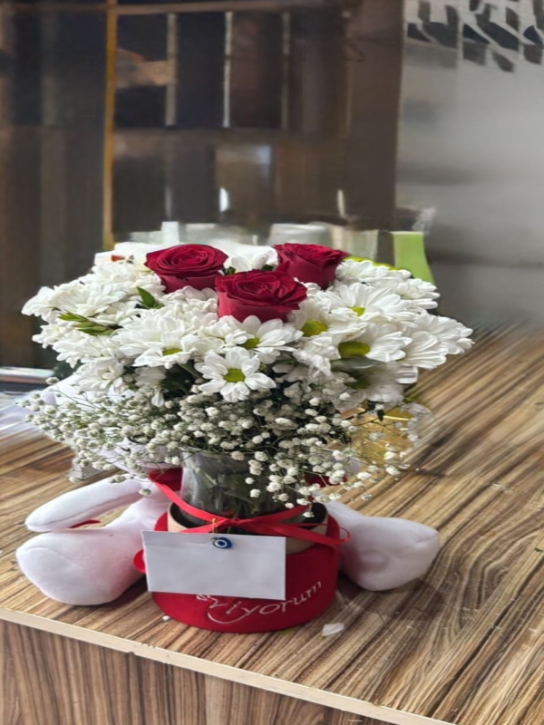  Erzurum Çiçekçiler - Ayıcıklı Vazo Gül Papatya