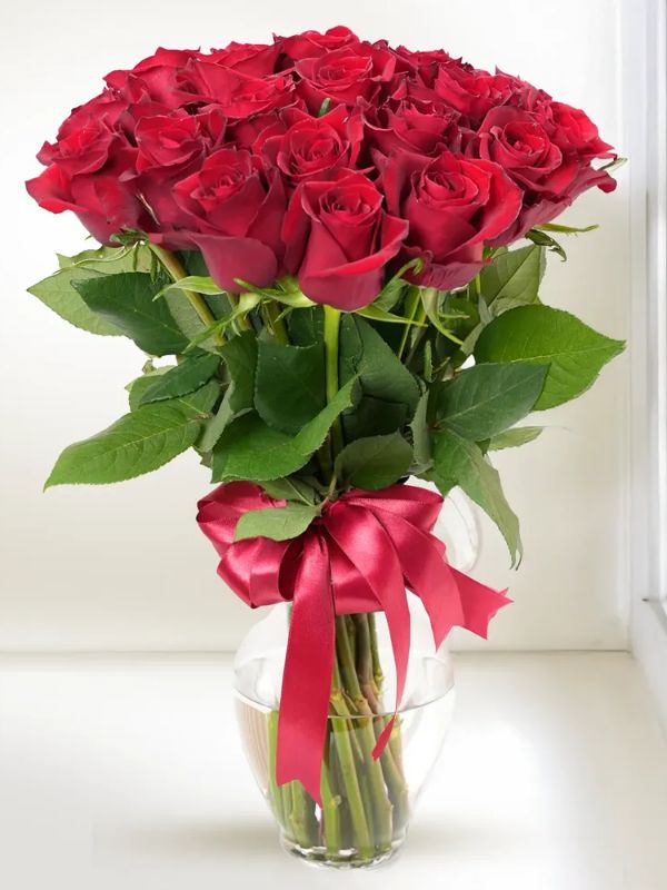 Erzurum Çiçekçi - Vazoda 24 Adet Kırmızı Gül
