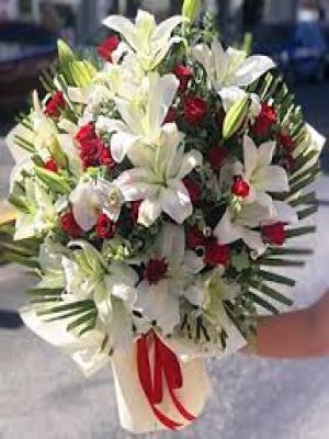 Erzurum Çiçekçi - Lilyum Ve Güllü İsteme